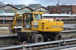Einer von vielen Zweiwegebaggern der Fa. Spitzke SE bei den Gleisbauarbeiten zwischen Berlin Ostbhf. und Ostkreuz, hier ein TEREX 1404ZW am 01.02.18