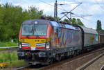 TXL mit der MRCE Vectron (wurde 2016 auf der INNO TRANS präsentiert) X4 E - 640 [NVR-Number: 91 80 6193 640-0 D-DISPO, Siemens Bj.2016]  CONNECTED BY RAIL  und einem Ganzzug Schiebewandwagen am