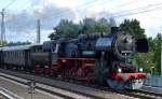Die für WFL fahrende betriebsfähige 52 8181.6 (90 80 0051 131-5 D-WFL, Jung Bj.1943) mit Sonderzug auch zu Gast beim Herbstfest  Berlin macht Dampf 2015) im ehemaligen Betriebswerk