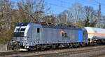 HSL Logistik GmbH, Hamburg [D] mit der recht neuen geleasten Railpool Vectron  6193 180  [NVR-Nummer: 91 80 6193 180-7 D-Rpool] und einem Ganzzug Druckgaskesselwagen für das Ladegut  Butadiene am