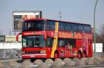 Farbiger SETRA S 316 HDS Doppelstockreisebus, die etwas �ltere Version f�r CitySightseeing Touren in Berlin, 26.03.13 Berlin Beusselbr�cke.