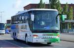 Ein weiterer Reisebus vom Fuhrunternehmen KUGLER ein SETRA S? am 15.07.15 Berlin-Putlitzbrücke.