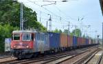 SBB Cargo Mietlok Re 421 376-5 für welche EVU? mit Containerzug nach mehrstündigem Aufenthalt im Gbf.