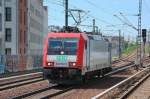 Die von SBB Cargo an Railpool untervermietete Re 482 042-9 mit SETG Logo Richtung Berlin Gesundbrunnen, 19.07.13 Berlin-Wedding.