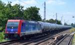 Railpool Mietlok für InfraLeuna 482 037-9 mit Kesselwagenzug Richtung chwedt am 16.07.14 Berlin-Karow.