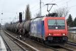 SBB Cargo Mietlok Re 482 046-0 mit Kesselwagenzug am 09.02.15 Berlin-Karow.