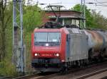 Re 482 010-6 damals f�r HGK t�tig mit Kesselwagenzug Richtung Schwedt �ber Bernau, 02.05.08 Berlin-Karow.