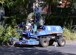 ISEKI Großflächenmäher SFH 220 am 31.08.16 Berlin Marzahn.