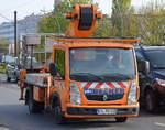 Ein moderner Renault Typ? mit Hubarbeitsbühne der Fa. pb BECKER am 24.04.17 Berlin Friedrichsfelde Ost.
