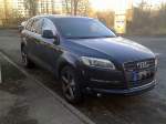SUV Audi Q7 3.0 TDI QUADRO, 22.02.12 Berlin-Pankow.