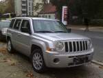 Jeep PATRIOT in silber, 24.10.11 Berlin-Niedersch�nhausen.