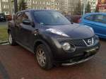 Den Typ sah ich in letzter Zeit immer h�ufiger in Berlin, das SUV NISSAN JUKE erfreut sich gro�er Beliebtheit und das kann ich gut verstehen bei dieser ansprechenden Formgebung, 22.02.12