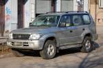 Eine weitere Toyota Land Cruiser Variante (J10, zwischen 1998-2007 produziert), 21.02.11 Berlin-Pankow.