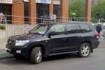 Toyota Land Cruiser V8, seit 2008 auf dem Markt, 28.04.11 Berlin-Pankow.