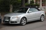 Die etwas sportlichere Variante des Audi A4 ist der S4 B7 Avant hier in der Cabrioversion, Produktionszeitraum (2004-2009), ein sch�n anzuschauender Wagen, 02.07.12 Berlin-Pankow.