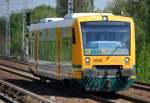 OE60 Richtung Berlin-Lichtenberg mit ODEG VT 650.72 (95 80 0650 072-1 D-ODEG, Stadler Bj.2004), 03.05.12 Berlin-Karow.