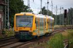 Zwei ODEG RegioShuttle VT? + VT 650.75 (95 80 0650 075-4 D-ODEG) am Haltesignal vor dem Karower Kreuz Berlin warten auf den Gegenzug der ODEG Linie OE63 Richtung Wriezen wegen Versp�tung, 26.06.12  