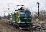 Wedler Franz Logistik GmbH & Co. KG, Potsdam [D] mit der geleasten northrail  Vectron Dual Lok  248 066  [NVR-Nummer: 90 80 2248 066-3 D-NRAIL] am 09.03.26 Höhe Bahnhof Saarmund.