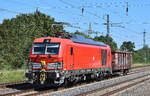 DB Cargo AG, Mainz [D] mit ihrer Vectron Dual Mode Light Lok  249 004  [NVR-Nummer: 90 80 2249 004-3 D-DB] und einem Drehgestell-Hochbordwagen am Haken Richtung Rbf.